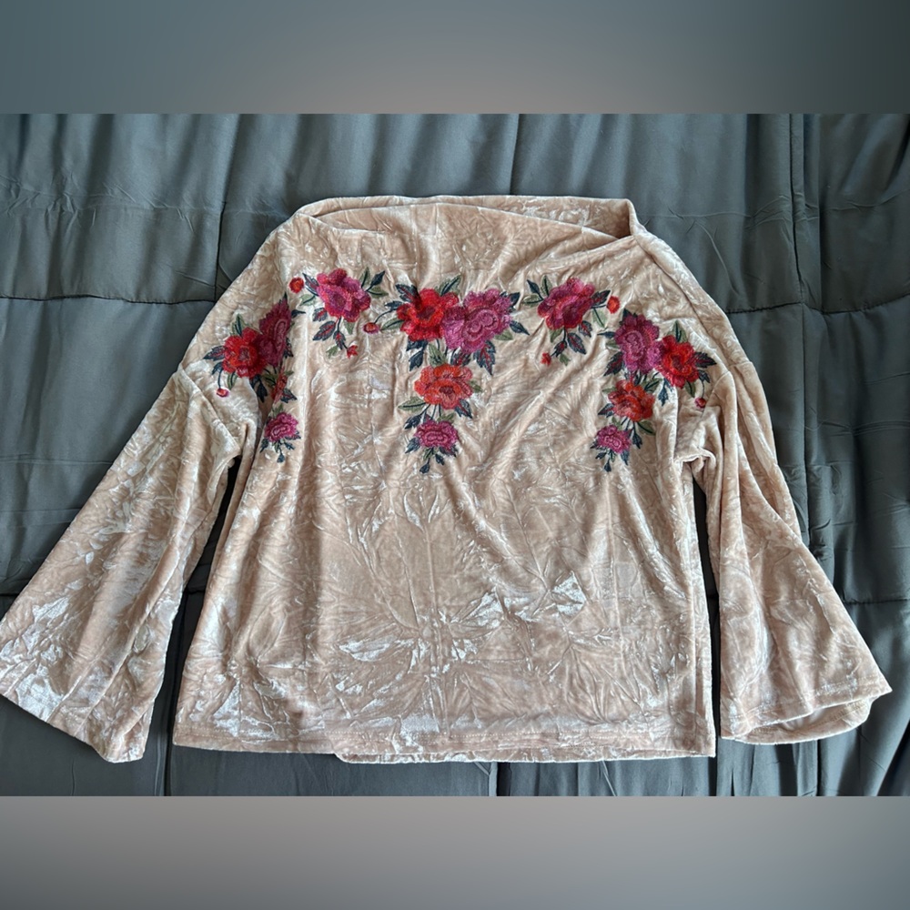 Umgee Women’s Floral Velvet Off The Shoulder Blouse Size S